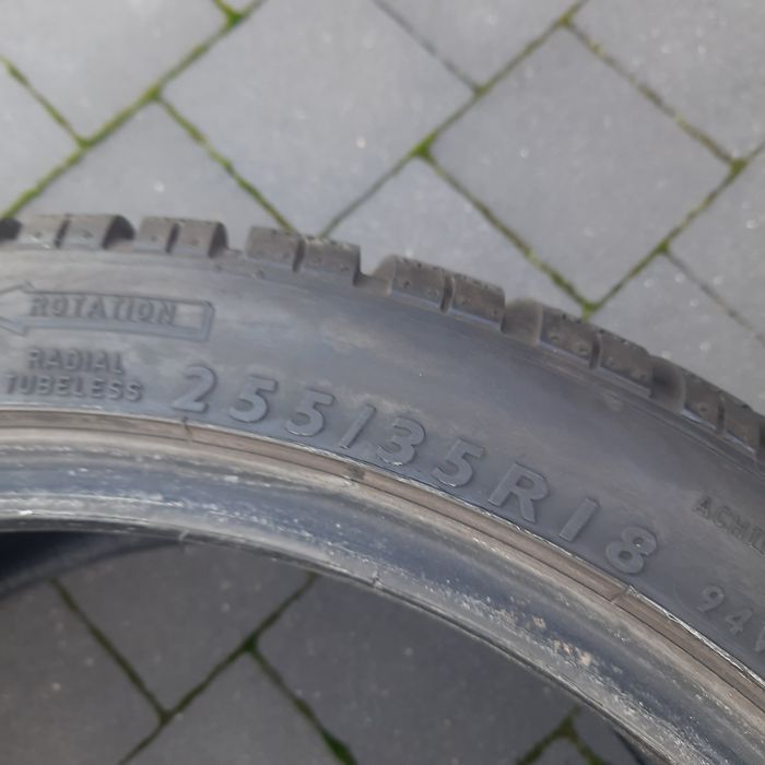 Opony zimowe 255/35/18 Goodyear Winter Sport