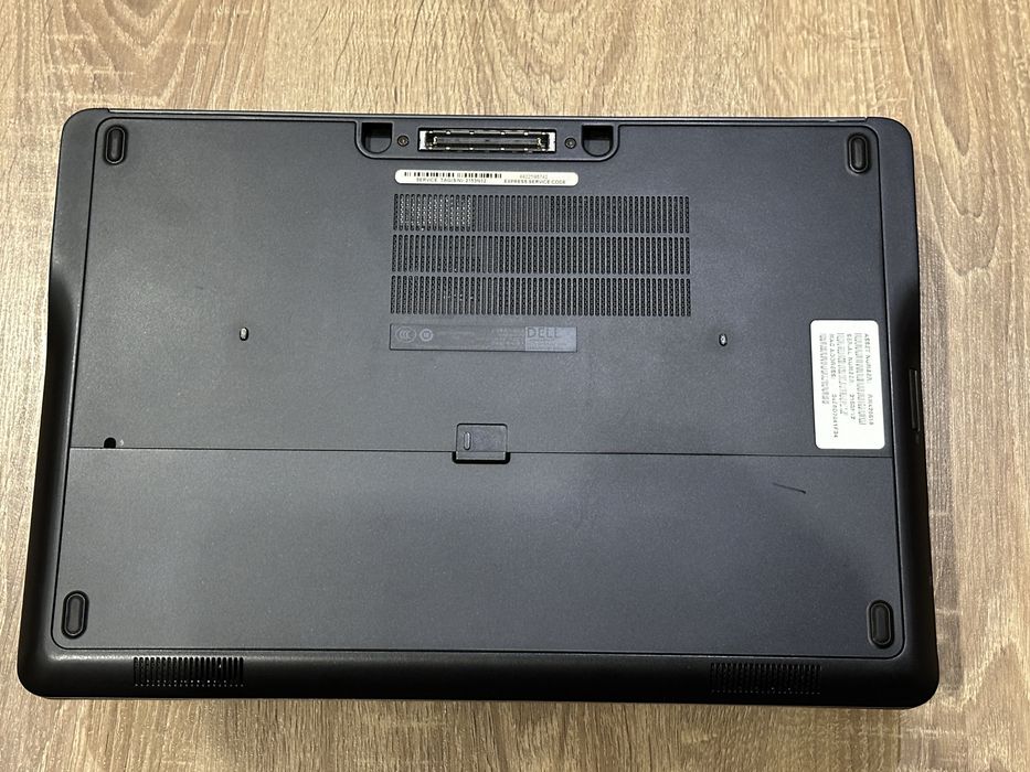 Ноутбук Dell latitude E7440 Core i5-4310U/16Гб ОЗУ/128ГБ SSD/500Гб HDD