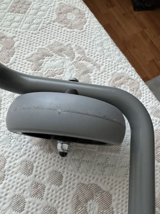 Vendo andarilho praticamente novo - ortopedia