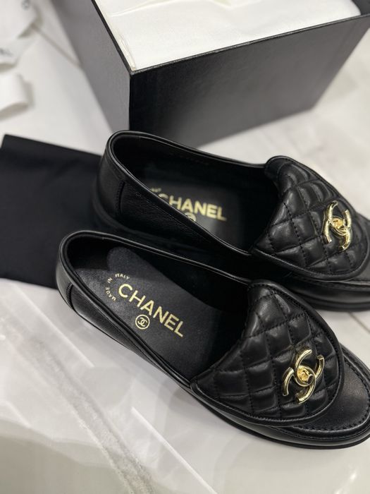 Mokasyny Chanel black leather