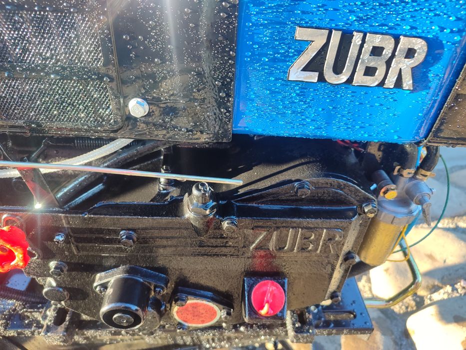 Мотоблок ЗУБР JRQ-78E