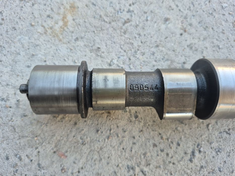 Продам разпредвал на Опель 2.3 turbo