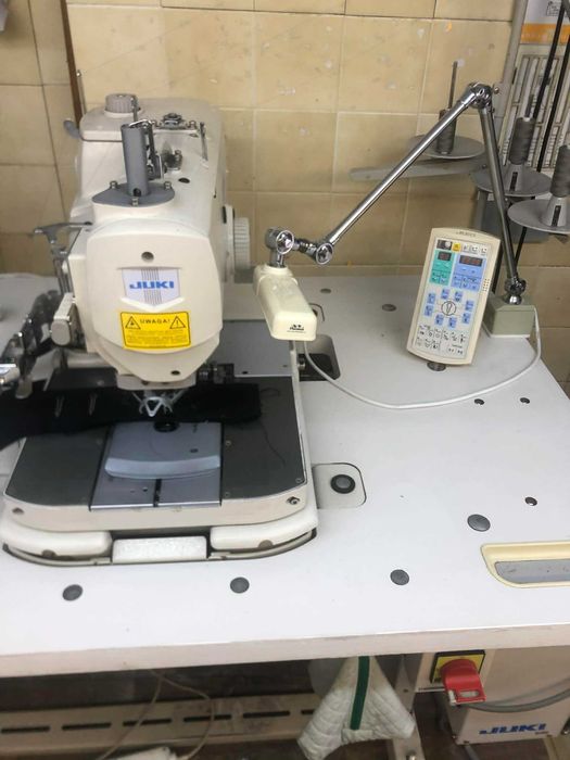 dziurkarka odzieżowa elektroniczna juki MEB 3200 S