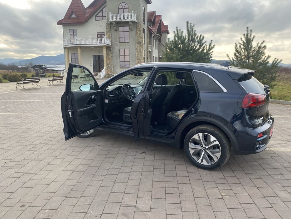 Kia niro EX 2022 рік (рест)