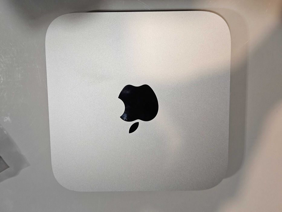Apple Mac mini M2 (8 GB RAM / 256 GB SSD)