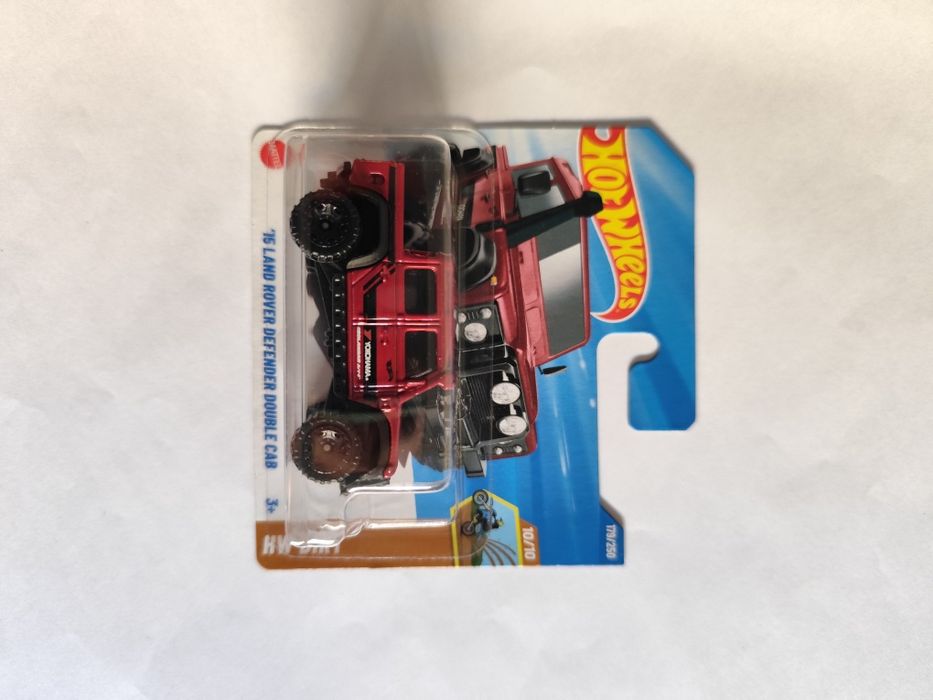 Hot Wheels '15 Land Rover Defender Double Cab