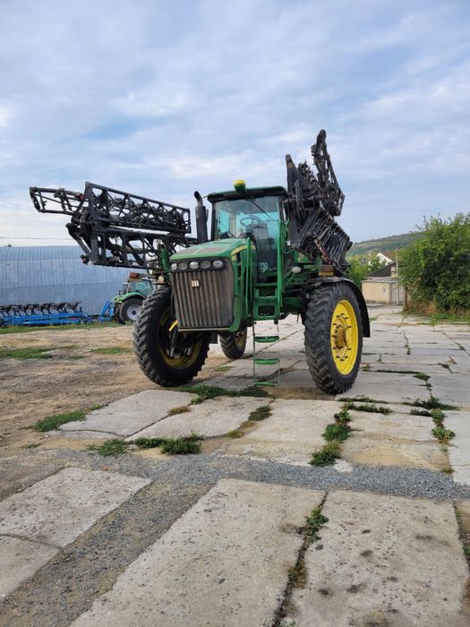 Опрыскиватель John Deer 4930, захват штанги 36метров. Бак на 4.5к