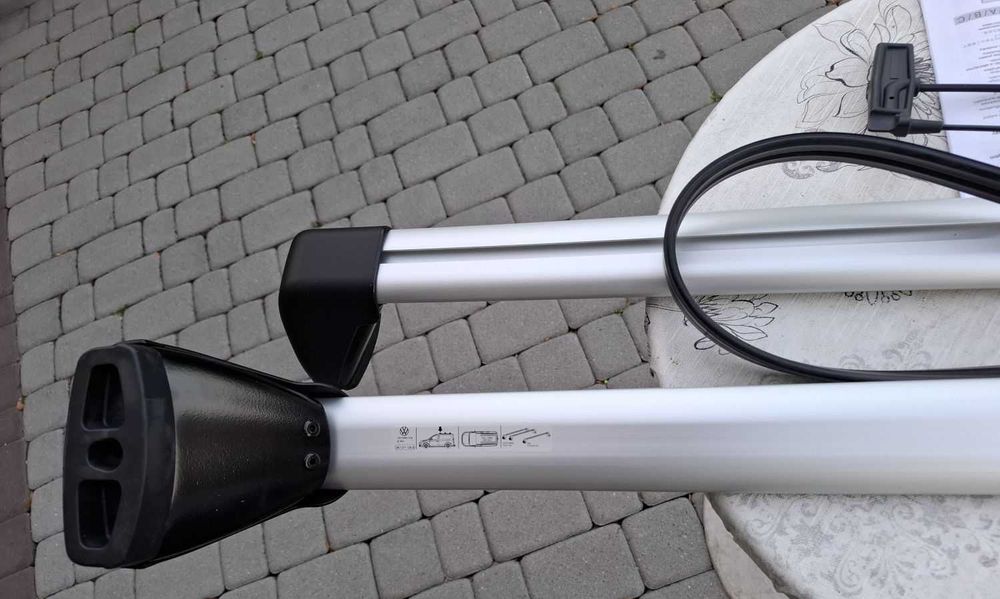 Nowy Oryginalny Bagażnik Dachowy VW Caddy Belki Poprzeczki Bez Relingów Thule