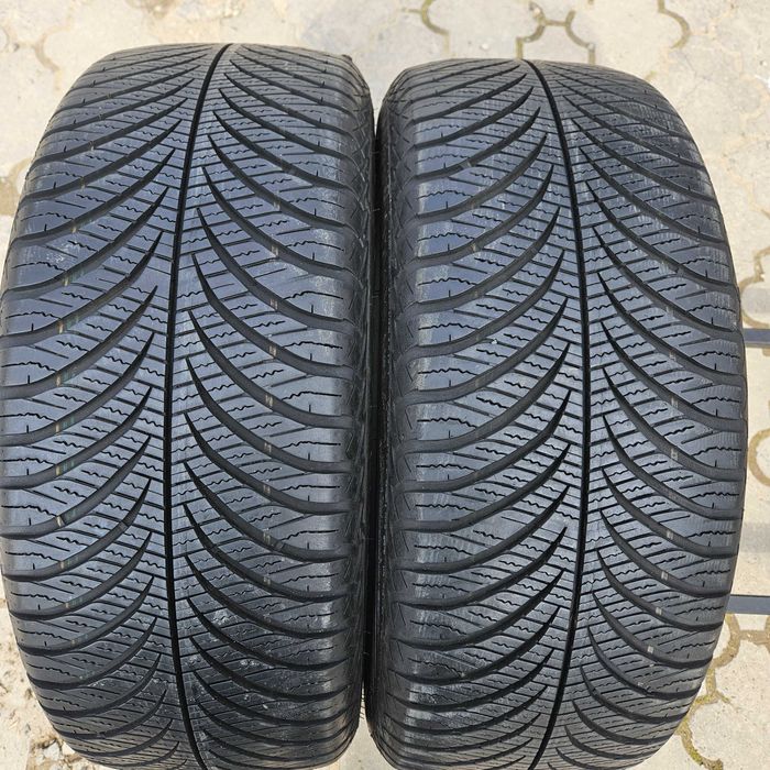 Шини 215/55 R17 Goodyear (Гудієр) 4000грн/2шт. всесезоннa резина