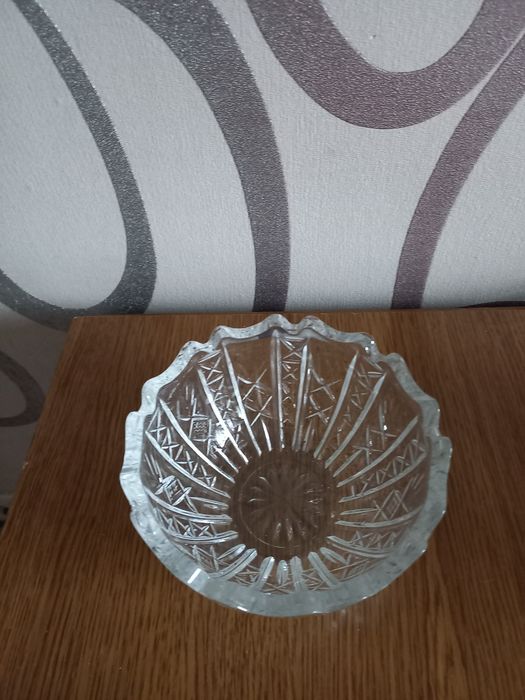 Продаю хрустальные конфетницы