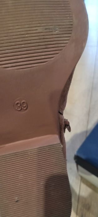 Kowbojki zamszowe brązowe 39 Bonprix