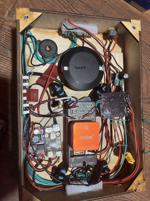 Електроніка з бпла