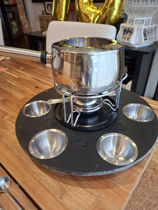 Foundue para 6 pessoas (23 peças) - Gato Preto