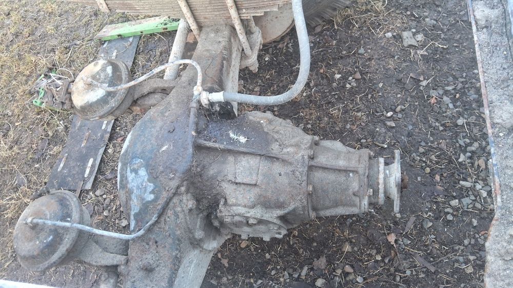 Продам задній міст зіл 130