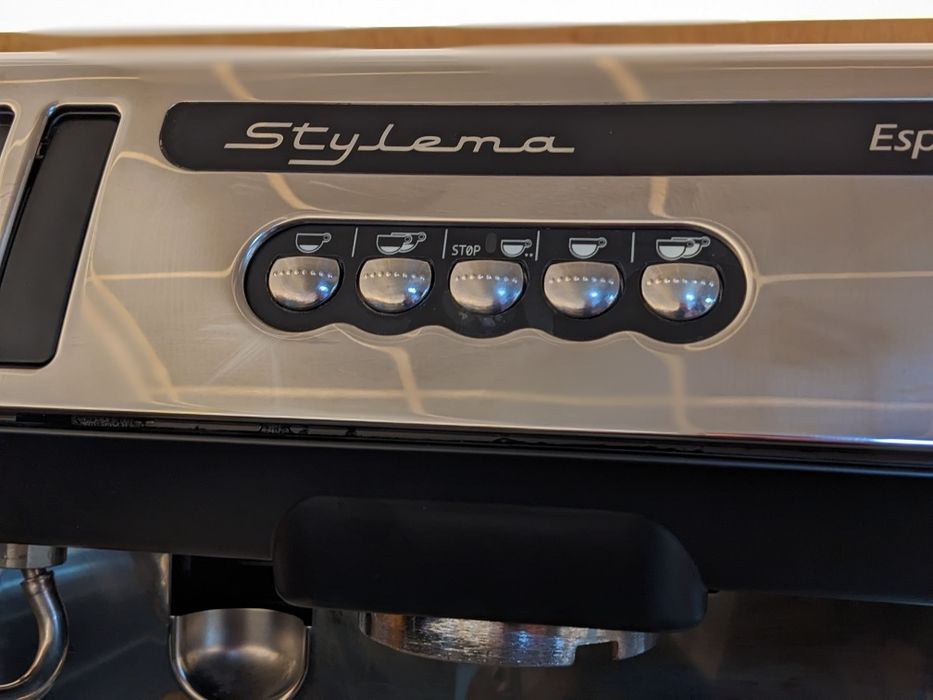 професійна кавоварка FAEMA Stylema