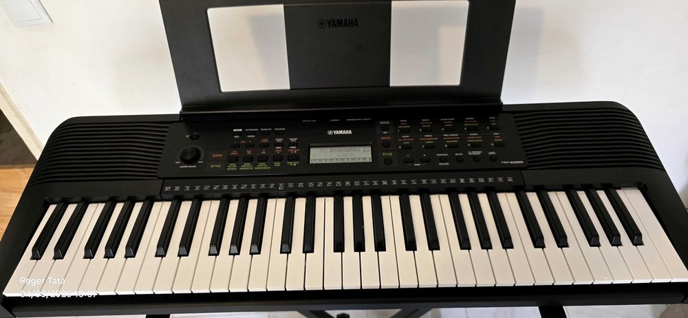 Teclado YAMAHA PSR-E283