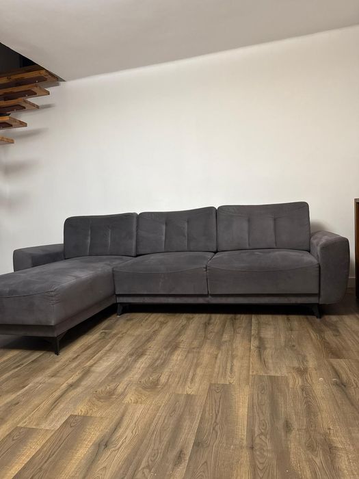 Duży narożnik z funkcją spania