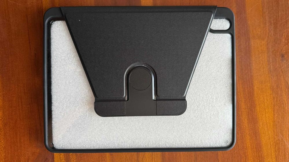 Capa para iPad Air 11'' nunca usada