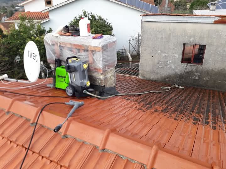 Pladur, chão flutuante, pinturas e lavagens de telhados