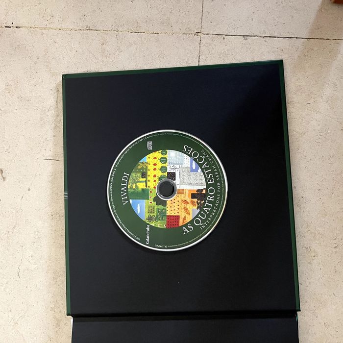 Livro As Quatro Estações de Vivaldi, com CD Música