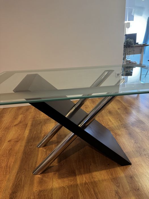 Mesa de jantar em vidro 160x100 cm – design moderno