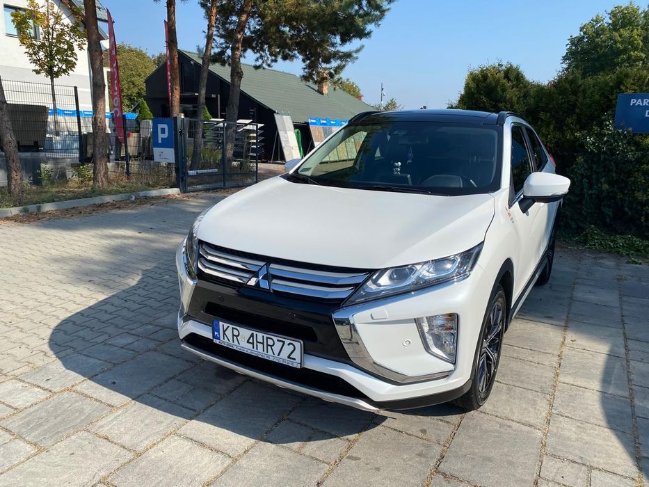 Mitsubishi Eclipse Cross Mitsubishi Eclipse-Cross, bogato wyposażony SUV
