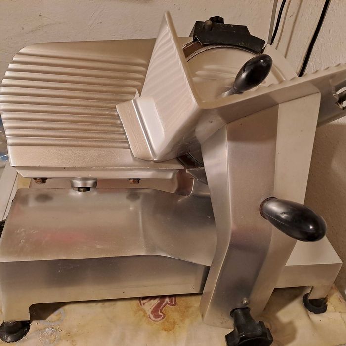 Máquina de curtadora queijos e fiambre