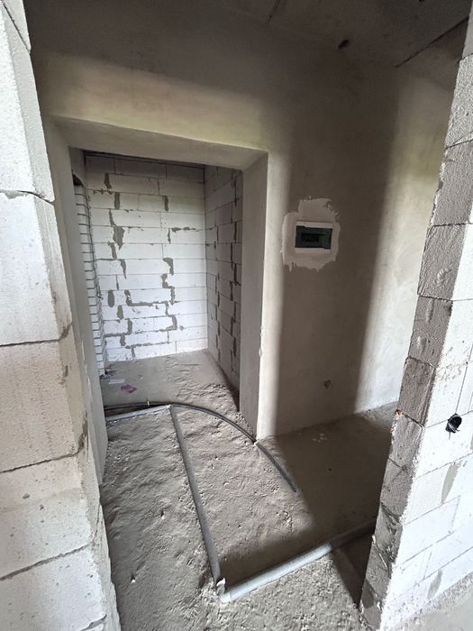 Продам 1 кімнатну квартиру 42кв.м!