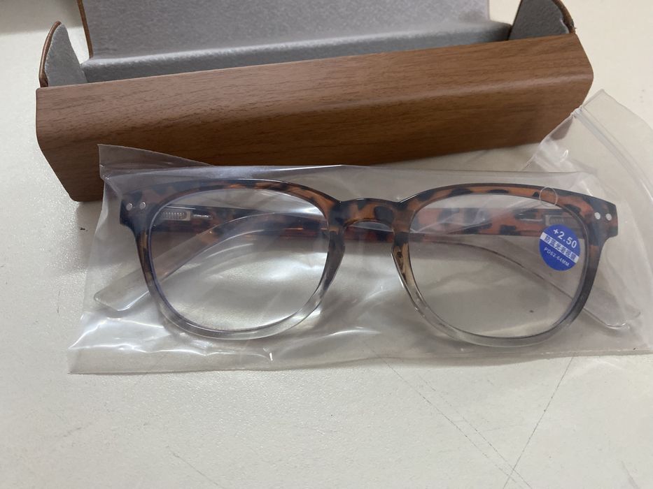 Óculos para de ver sem graduação