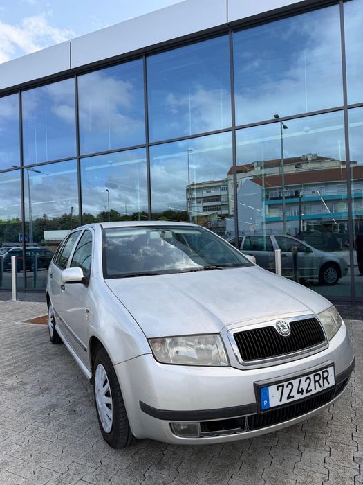Skoda Fabia 1.4mpi com AR condicionado