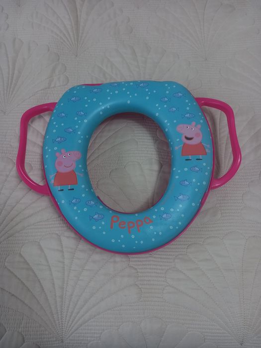 Redutor Pepa, degrau e pote criança