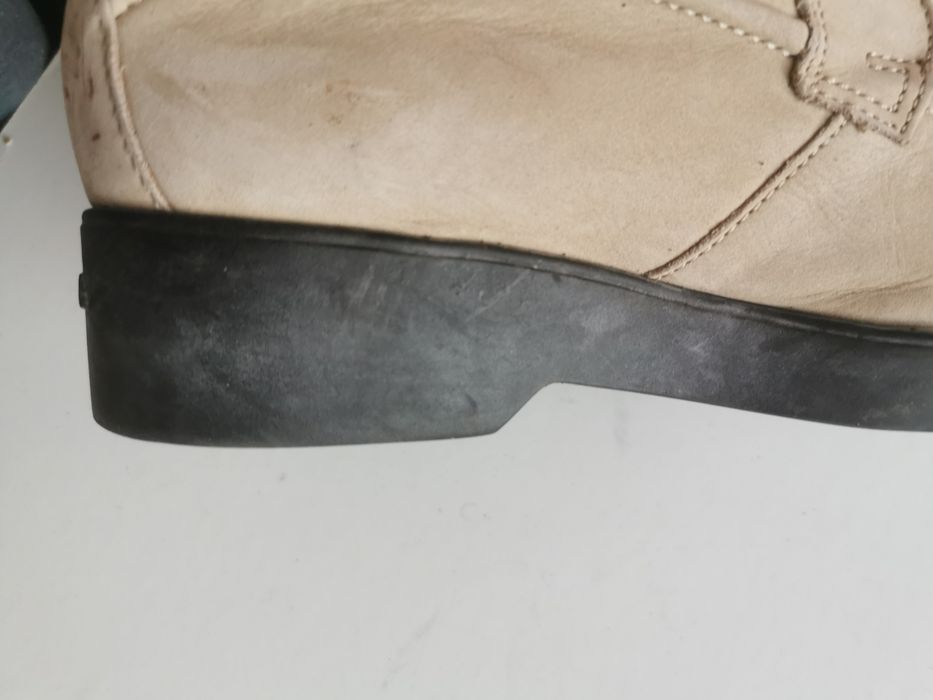 Buty damskie skórzane  firmy Clarks.  r. 26 cm