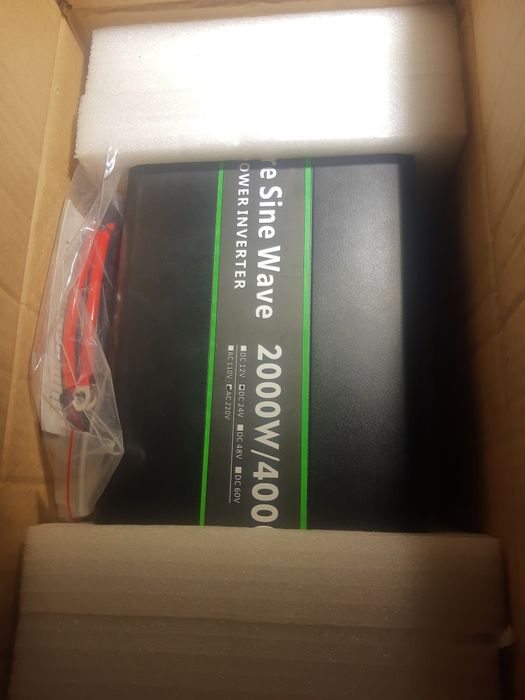 Інвертор з чистою синусоїдою.2000вт.24в.