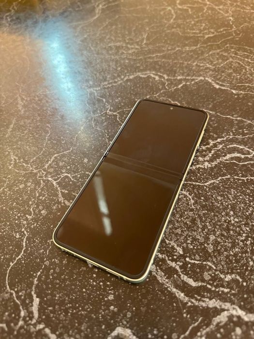 Samsung Galaxy Flip6 5G 12/512GB Silver Shadow з гарантією