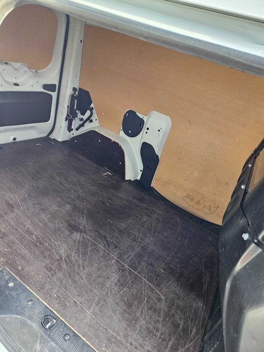 Dacia Dokker em excelente estado com poucos kms