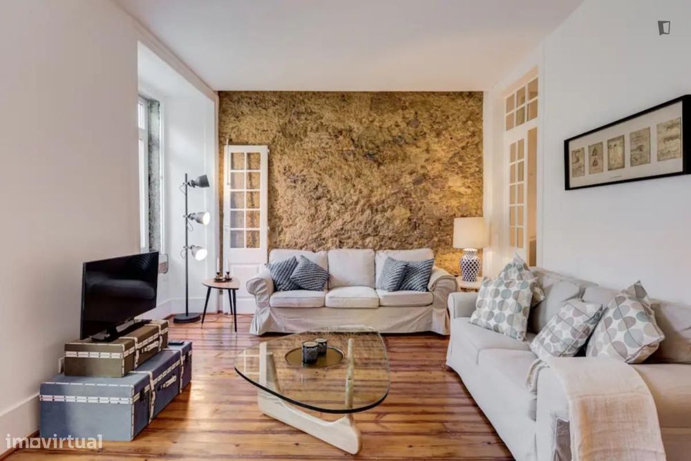 Apartamento com 3 quartos - localizado em Baixa Lisbon