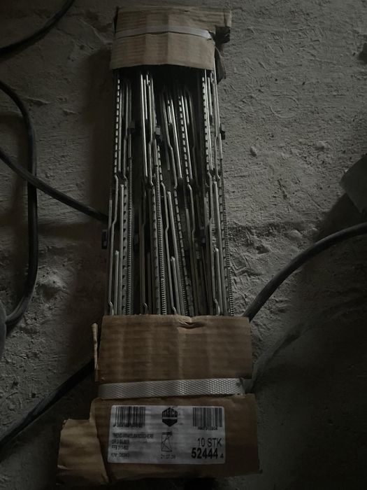 Фурнітура продам. Відправка нова та укр почта , також олх доставка……