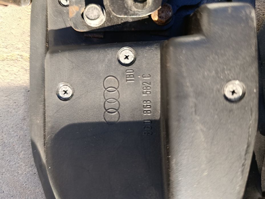 Zaślepki dachu Audi 80 Cabrio