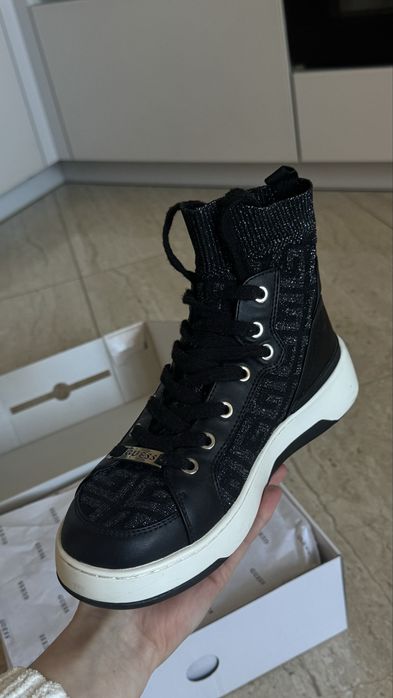 Жіночі кеди Guess Riber High-Top Sneakers
