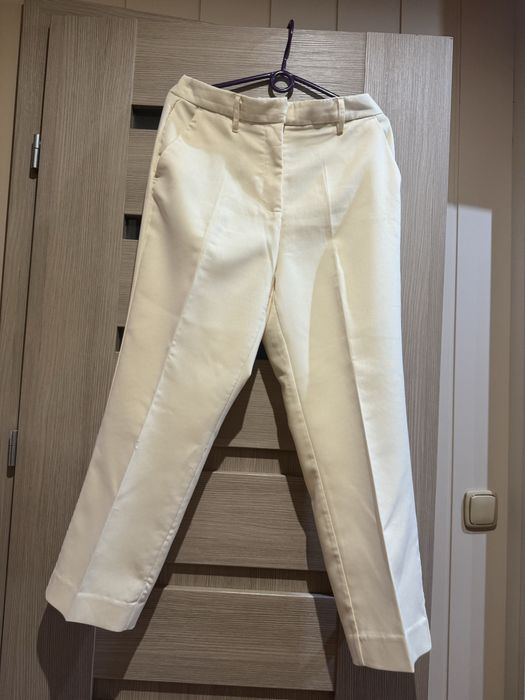 Damskie spodnie garniturowe