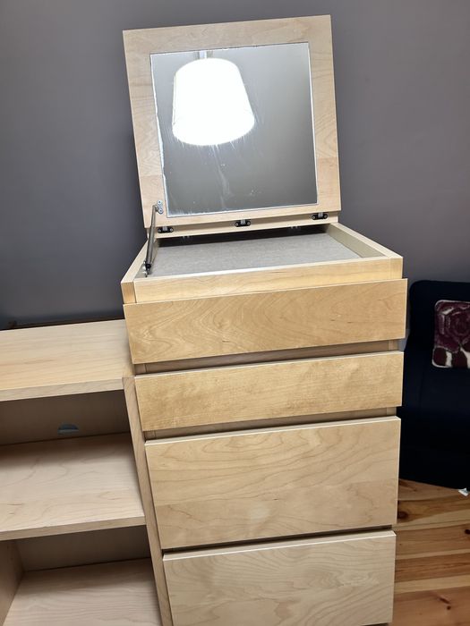 Witryna i regał  Ikea