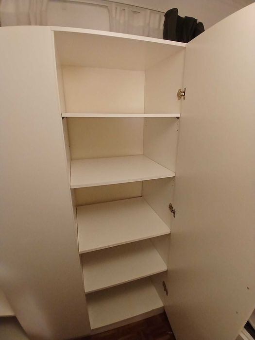 Roupeiro 3 portas Ikea branco