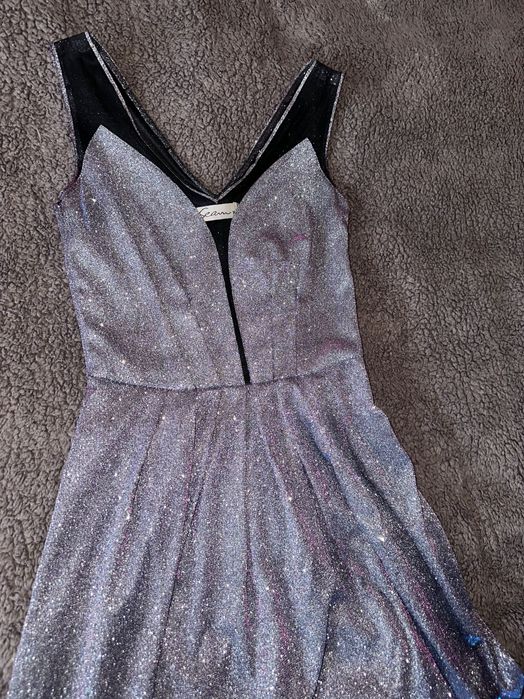 Сукня на випускний