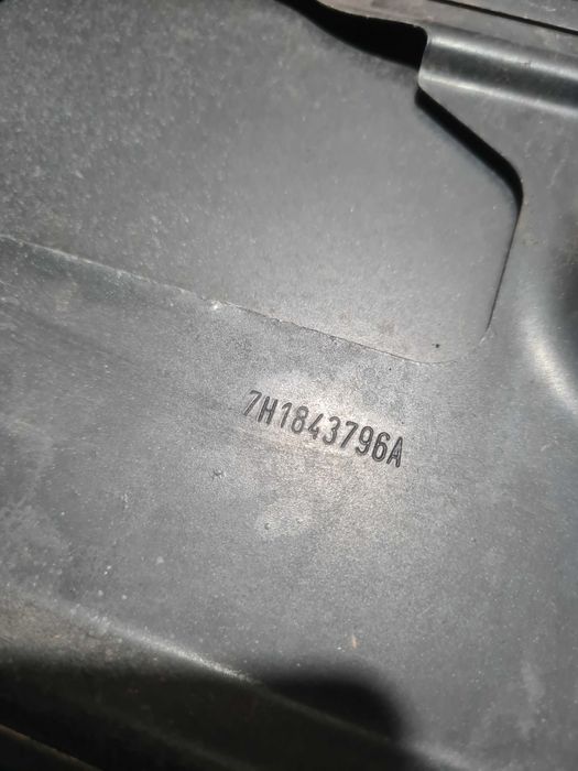 VW Transporter T5 blenda listwa zaślepka prowadnicy drzwi przesuwnych