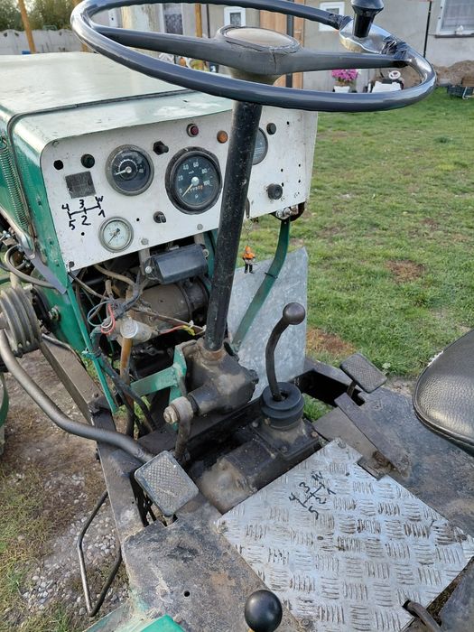 Sprzedam traktor Sam