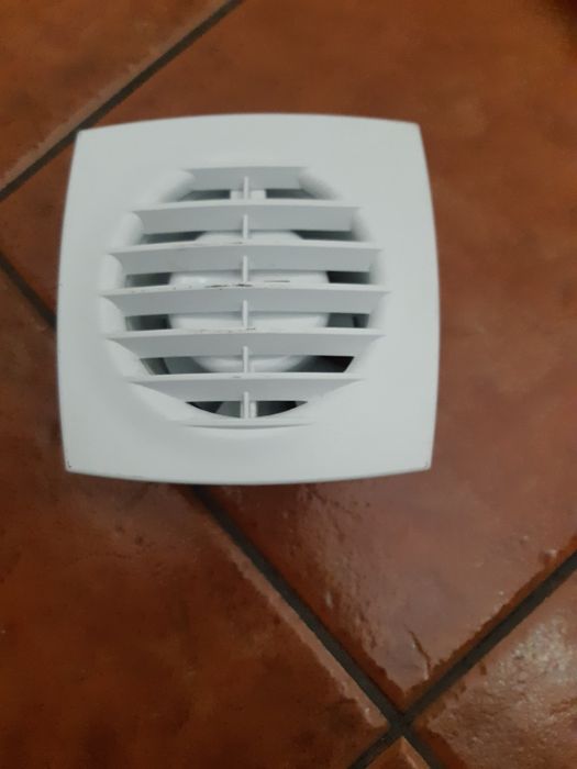Ventoinha para casa de banho