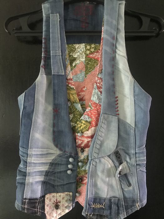 Джинсова жилетка