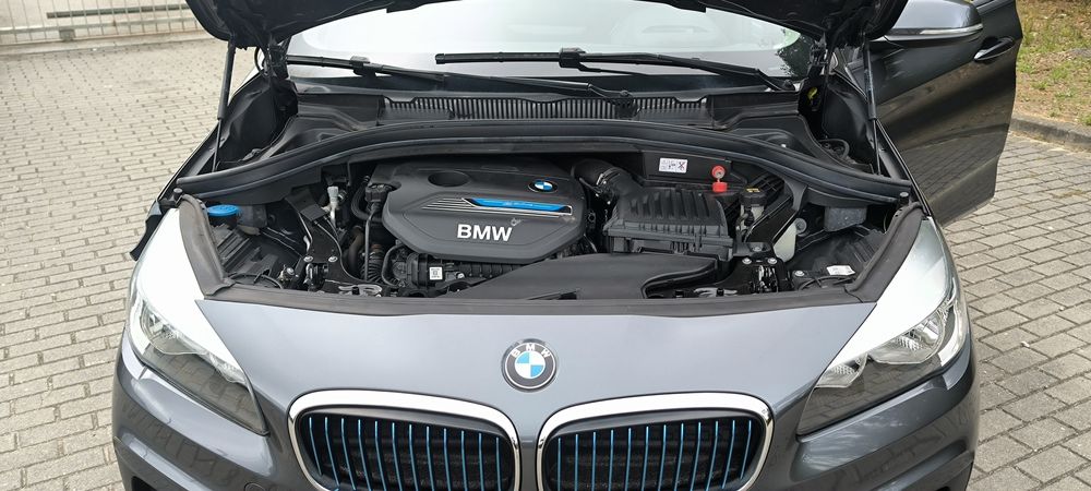 BMW 225 híbrido plugin salvado
