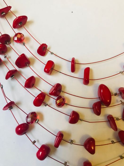 Коралове намисто, природній камінь