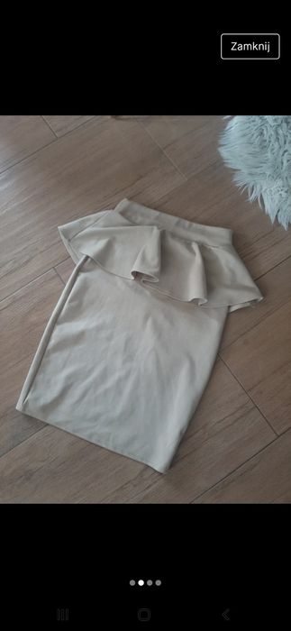 Spódnica elastyczna z baskinką